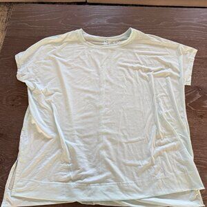 NWOT Womens All in Motion mint green short sleeve short sleeve shirt size XL